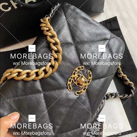 Chanel 19 bag, 99% new - Picture 4 of 5